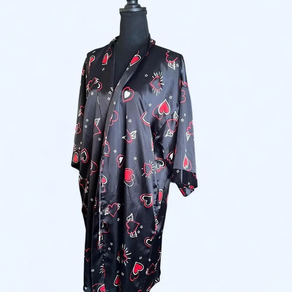 Vintage Y2K Black and red satin heart robe Size Medium